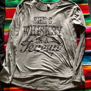 She’s Whiskey in a Teacup hi-low tee